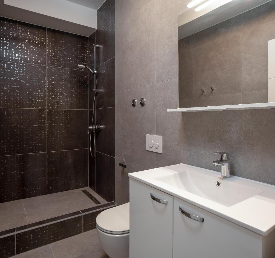 Villa Dm Vodice Exterior foto