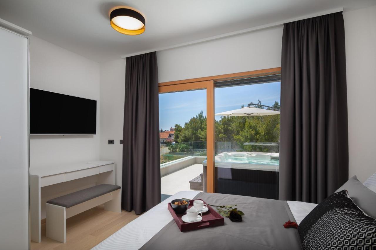 Villa Dm Vodice Exterior foto
